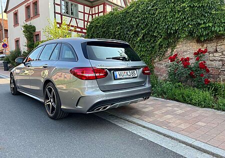 Mercedes-Benz C 450 AMG 4Matic T 7G-TRONIC