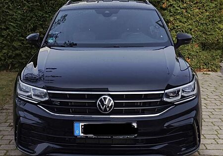 VW Tiguan Allspace Volkswagen Diesel 2.0 TDI SCR 4Motion R-Line