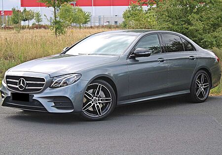 Mercedes-Benz E 220 d *AMG/Night/Widescreen/E53-Optik/19'!/AHK!