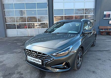 Hyundai i30 cw Trend Kombi HU/AU Neu Garantie. AUT.