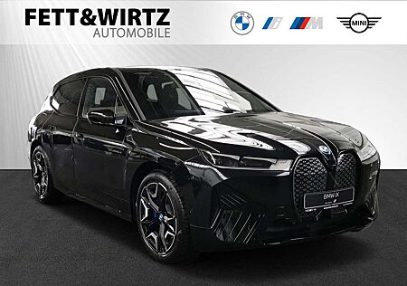 BMW iX xDrive40 PanoSkyLounge|AHK|HarmanKardon
