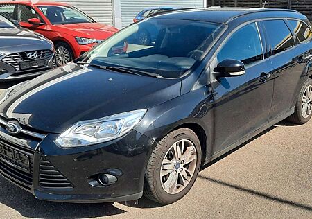 Ford Focus Turnier *Trend* Alu/PDC/MFL