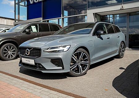 Volvo V60 T6 AWD Recharge Plus Dark