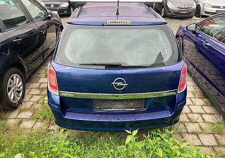 Opel Astra H Caravan Basis
