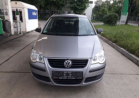 VW Polo Volkswagen Trendline