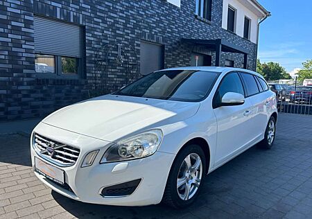 Volvo V60 Kombi Kinetic
