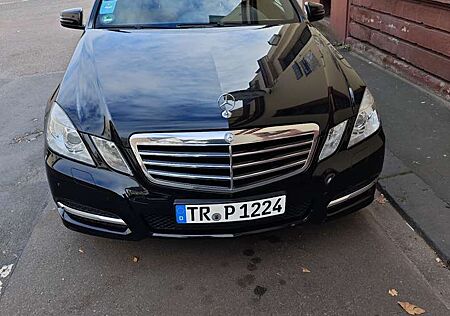 Mercedes-Benz E 350 T CDI DPF 4Matic BlueEFFICIENCY 7G-TRONIC Elegance