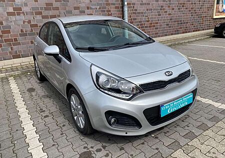 Kia Rio Spirit*2.Hand*Klima*SHZ*LHZ*Xenon*PDC