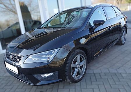 Seat Leon ST FR/CarPlay/AHK/Navi/Scheckheft/Euro6