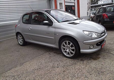 Peugeot 206 Quiksilver