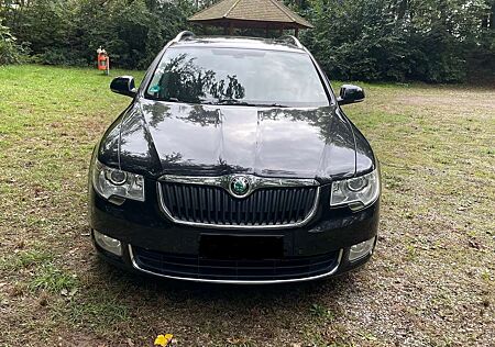 Skoda Superb 2.0 TDI DSG Panorama Standheizung