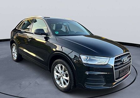 Audi Q3 design quattro/Pano/DSG/Scheckheft/1.Hd/Garantie
