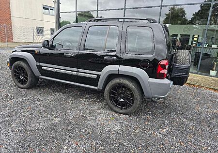 Jeep Cherokee 3.7 Limited Benzin/ Flüssiggas