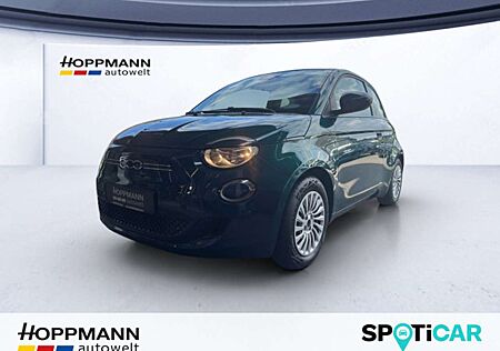 Fiat 500E + Wallbox SHZ PDC Kamera CarPlay Klima