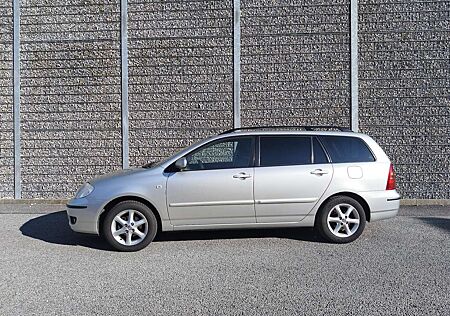 Toyota Corolla 1.4 VVT-i Combi - kein Rost, sehr guter Zustand