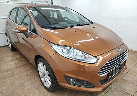 Ford Fiesta Titanium ALU EURO-6 KLIMA SHZ 1-HAND ALLWETTER ESP