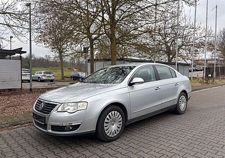 VW Passat Volkswagen Lim Comfortline 1.6TSI PDC SHZ Klima Temp