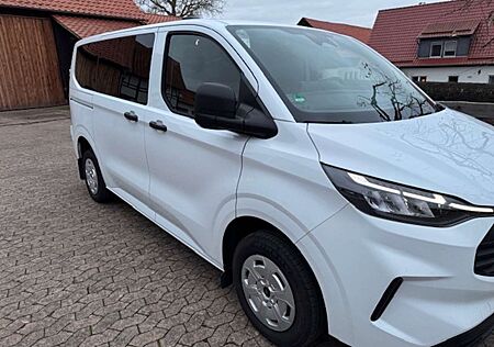 Ford Transit Custom 320 L1H1 PKW VA Trend