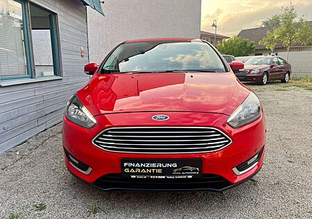Ford Focus Titanium*TÜV NEU*Kamera*Scheckheft*