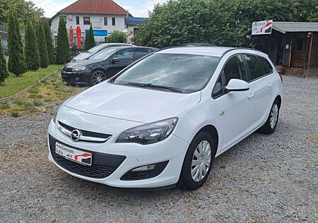Opel Astra J Sports Tourer Selection