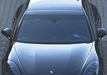 Porsche Panamera GTS ST V8 21“ Alcantara LED HUB Pano Bose
