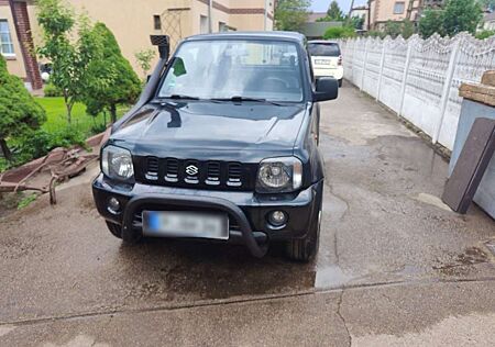 Suzuki Jimny FJ 4x4 Cabrio mit Soft & Hardtop