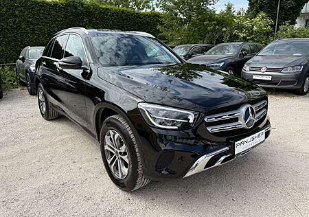 Mercedes-Benz GLC 220 GLC220d 4Matic AMG Line Interior KAMER+ACC+BliSp