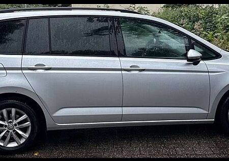 VW Touran Volkswagen 7 Sitzer Diese 1.6 TDI SCR Comfortline