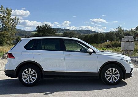 VW Tiguan Volkswagen 2.0 TDI SCR DSG