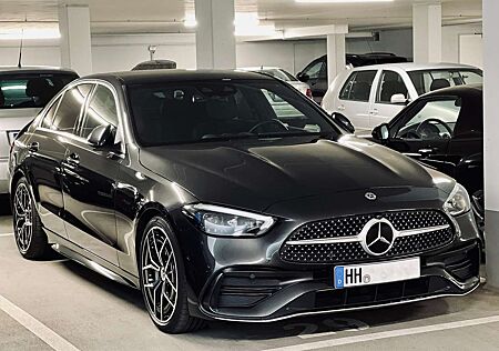 Mercedes-Benz C 300 9G-TRONIC AMG Line Panorama. Burmester