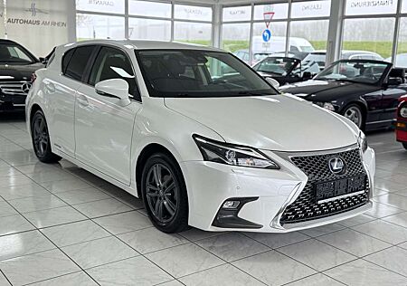 Lexus CT 200h +KeylessGo+SpurAss+Navi+Kamera+Xenon+TOP!