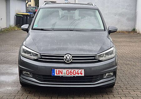VW Touran Volkswagen Highline BMT/Start-Stopp