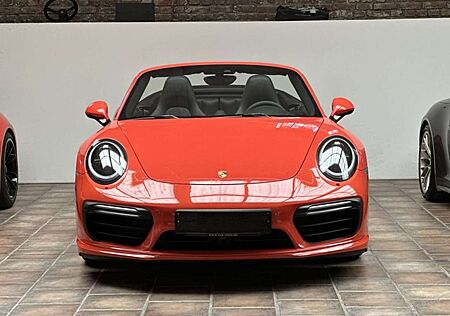 Porsche 991 911 Turbo Cabriolet PDCC*PCCB*LIFTSYSTEM*20CLASSIC