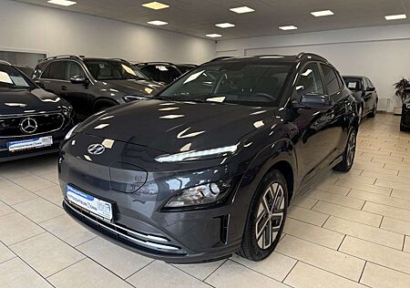 Hyundai Kona Edition 30+*2WD*ACC*LED*Cam*CarPlay*SHZ*PDC*
