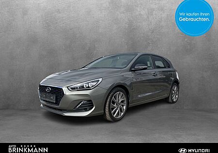 Hyundai i30 1.4 T-GDI Passion + LED/PANO/KAMERA/NAVI/SHZ