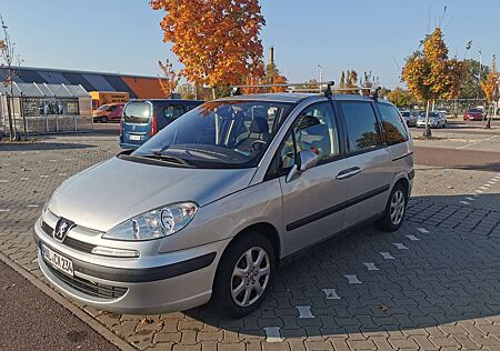 Peugeot 807 HDi 130 Esplanade