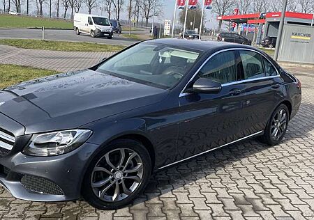 Mercedes-Benz C 180 CGI (205.040)