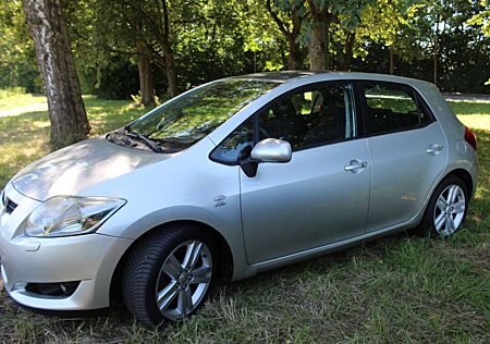 Toyota Auris D-CAT
