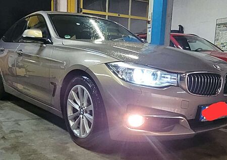 BMW 330d 330 xDrive Aut. Luxury Line