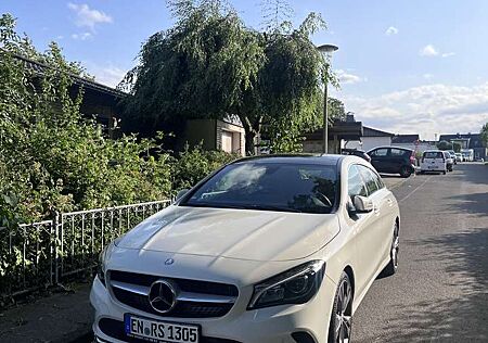 Mercedes-Benz CLA 180 (117.942)