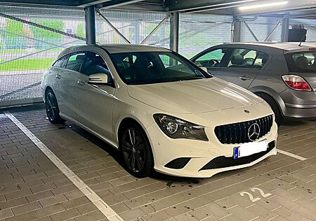 Mercedes-Benz CLA 180 CLA Shooting Brake 180 Urban