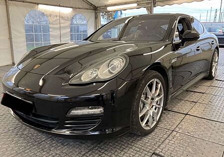 Porsche Panamera 4S 20-Zoll S-Dach Sport-Chrono Paket