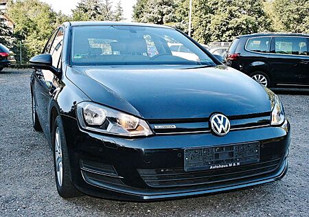 VW Golf Volkswagen VII Lim. Comfortline+Sitzheizung+PDC+AHK