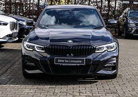 BMW 320 i xDrive M Sport / Head-Up/ Harman Kardon