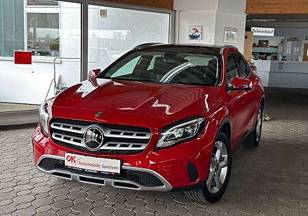 Mercedes-Benz GLA 200 7G-DCT Urban*AbstandTemp*Kam*Pan*Nav*LED