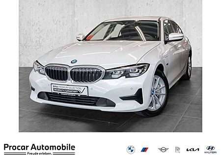BMW 330 e A Advantage DAB LED WLAN RFK Tempomat Shz