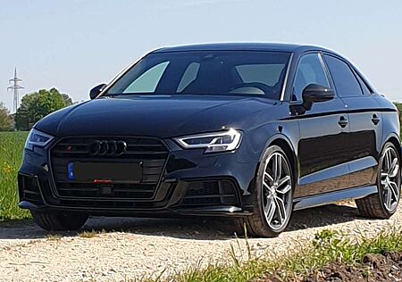 Audi S3 Lim2.0 TSFI quattro,S tronic 310PS Vollausst.OPFF!