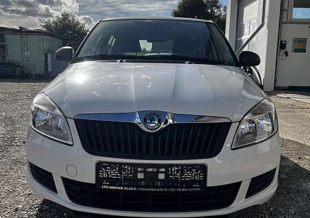 Skoda Fabia gebraucht kaufen Skoda Fabia II Fließheck 1.2 HTP Classic