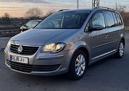 VW Touran Volkswagen 1.9 TDI Conceptline