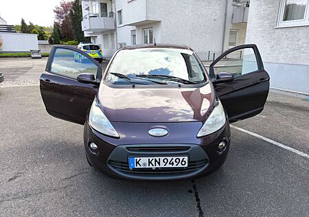 Ford Ka /+ 1.2 Titanium